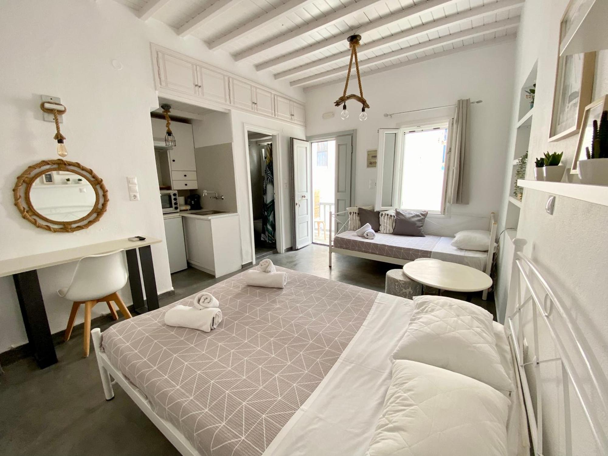 Elenita'S Mykonos Town Flat Apartment Екстериор снимка